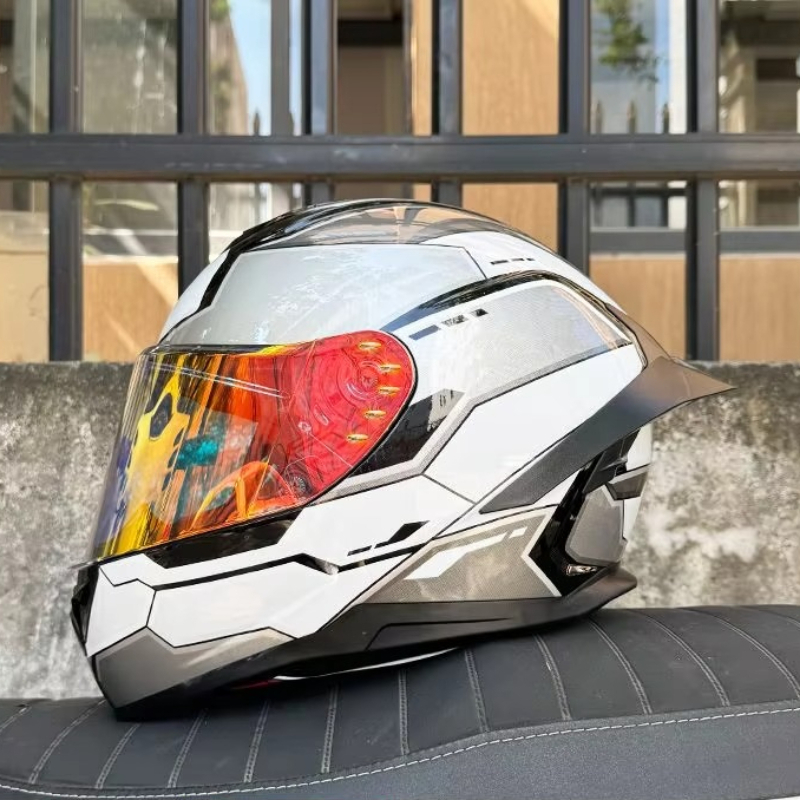 Casco Moto Bluetooth ORZ Quatt - Full Face Motorcycle Helmet With Bluetooth recensione e prezzo